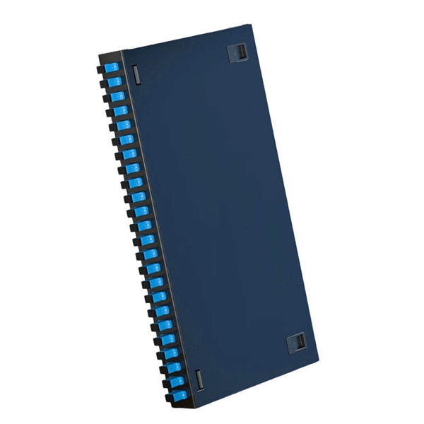 What types of small busbars are there in a power distribution substation 