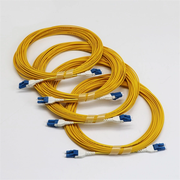 Analysis of Fiber Bragg Grating Characteristics