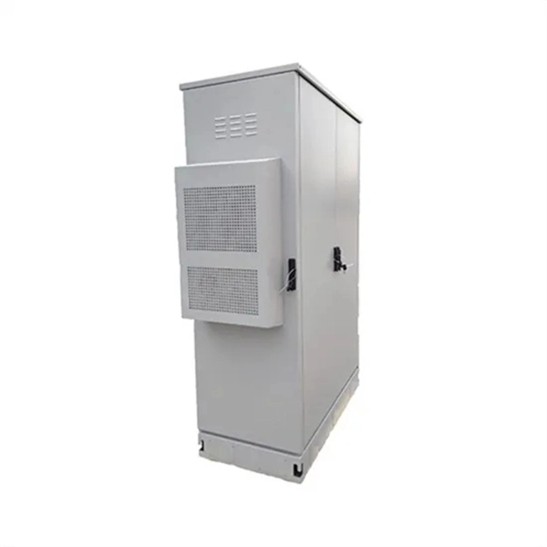 The guide rail of the household distribution box is electrified